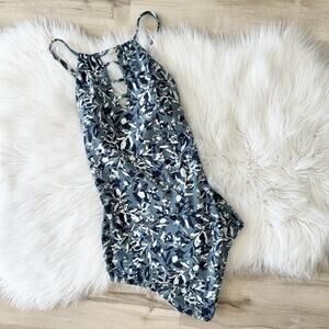 Garnet Hill Blue Floral One Piece Swimsuit Size 6